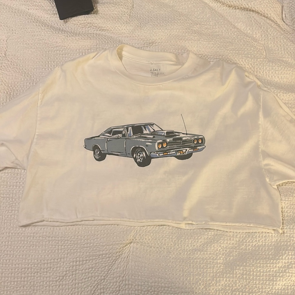 cropped shirt